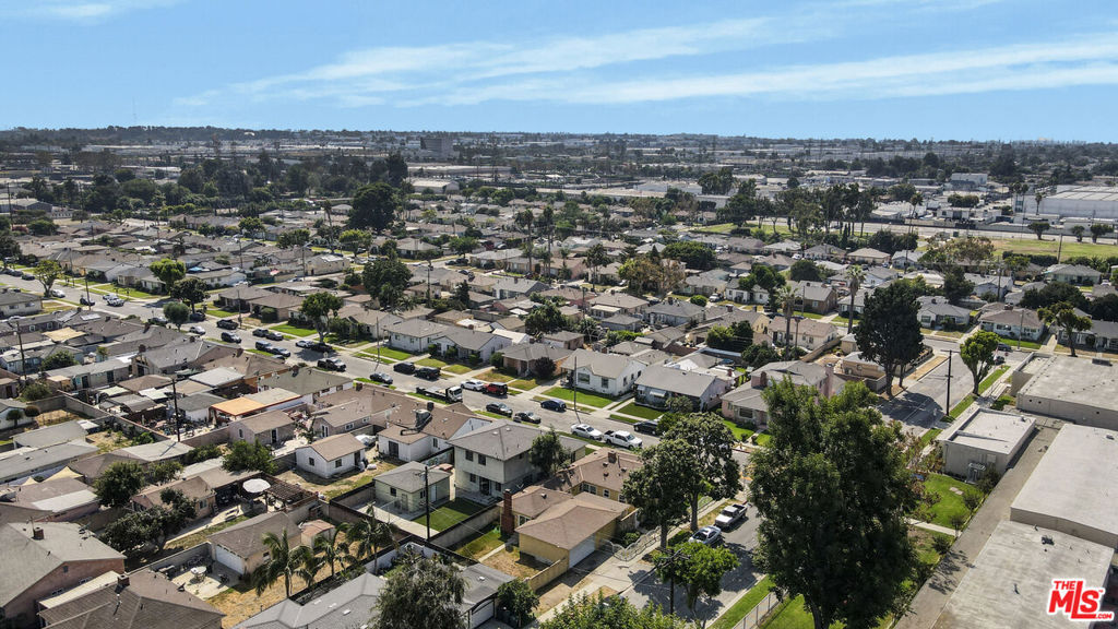 1300 S California Avenue Property Photo 36