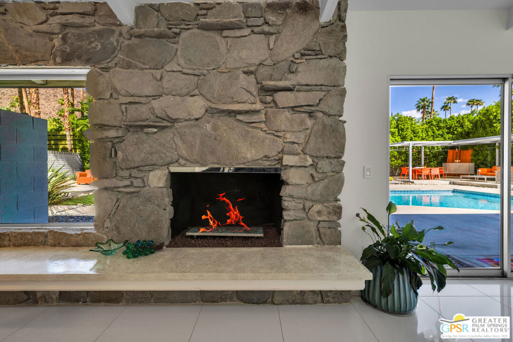1020 W Via Vadera Property Photo 9