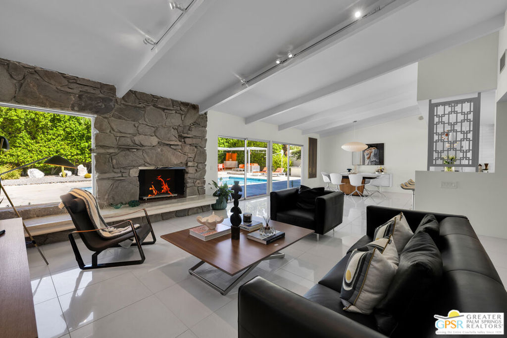 1020 W Via Vadera Property Photo 11