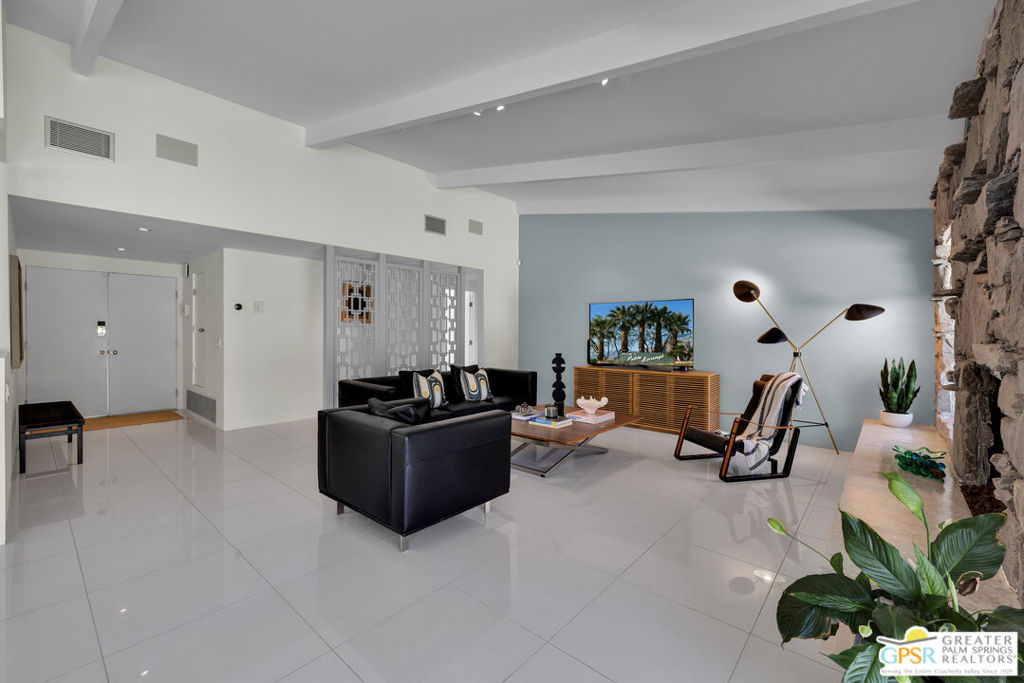 1020 W Via Vadera Property Photo 12