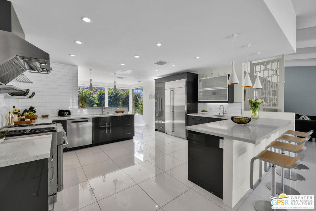 1020 W Via Vadera Property Photo 19