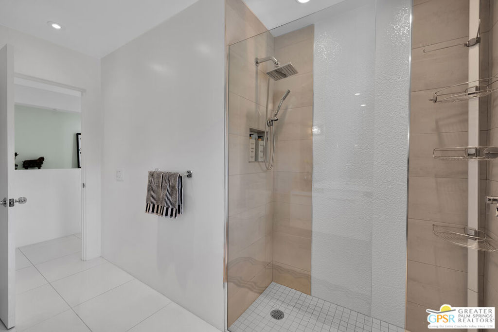 1020 W Via Vadera Property Photo 38