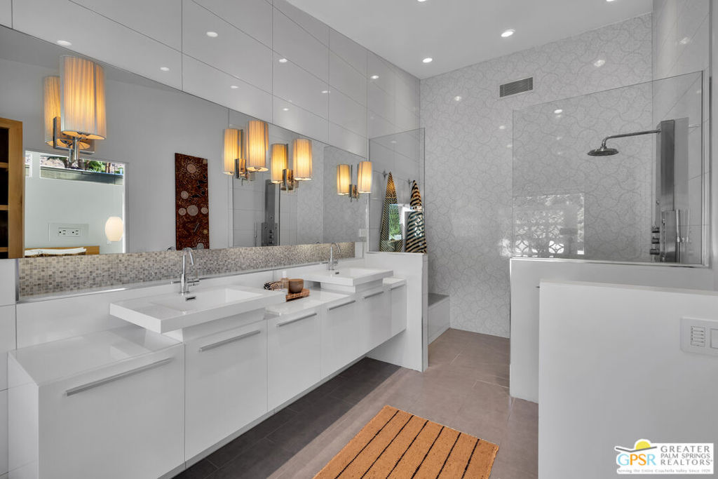 1020 W Via Vadera Property Photo 46
