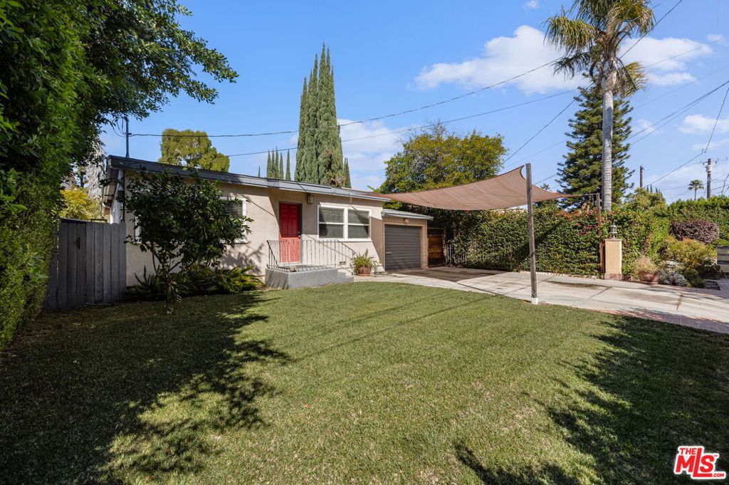 15217 Hartsook Street Property Photo 2