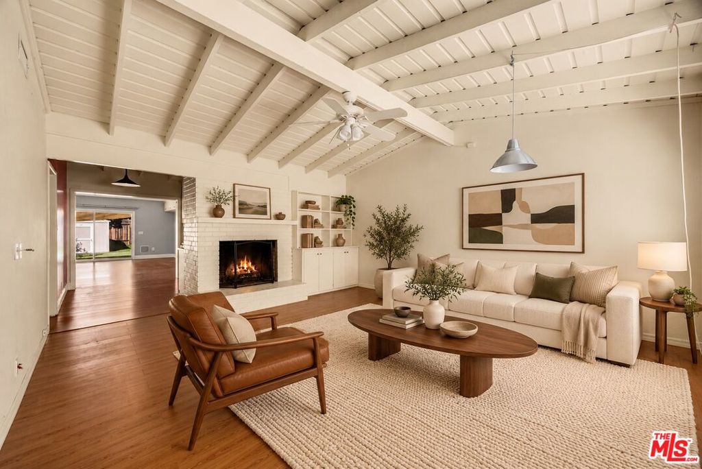 15217 Hartsook Street Property Photo 4
