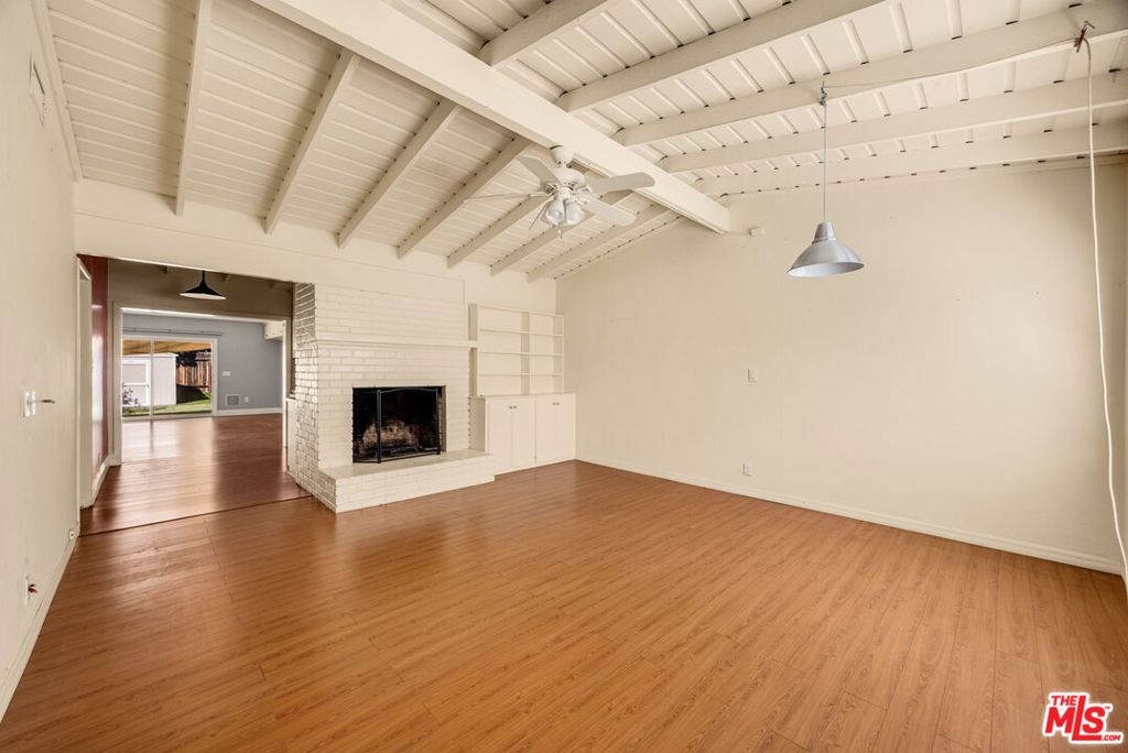 15217 Hartsook Street Property Photo 5