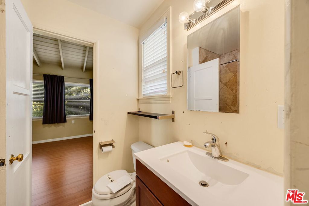 15217 Hartsook Street Property Photo 17