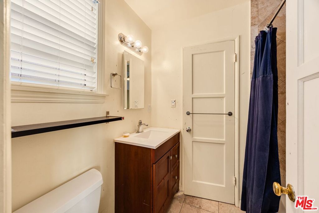 15217 Hartsook Street Property Photo 18