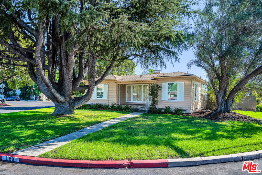 11810 Radio Drive Property Photo 1