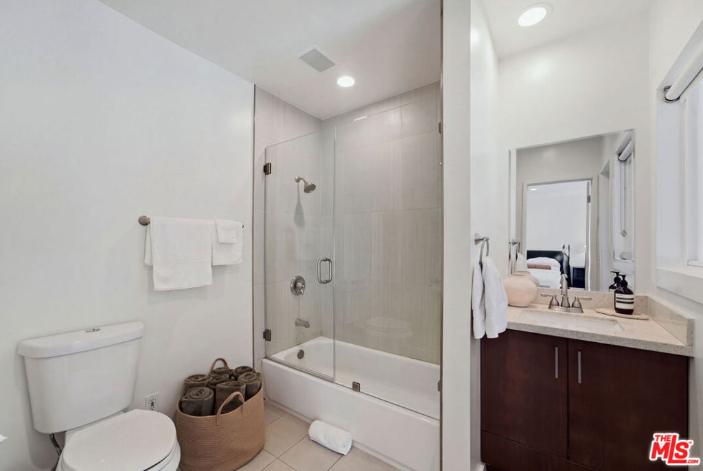 1425 Belfast Drive Property Photo 22