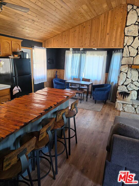 46354 Vale Drive Property Photo 5