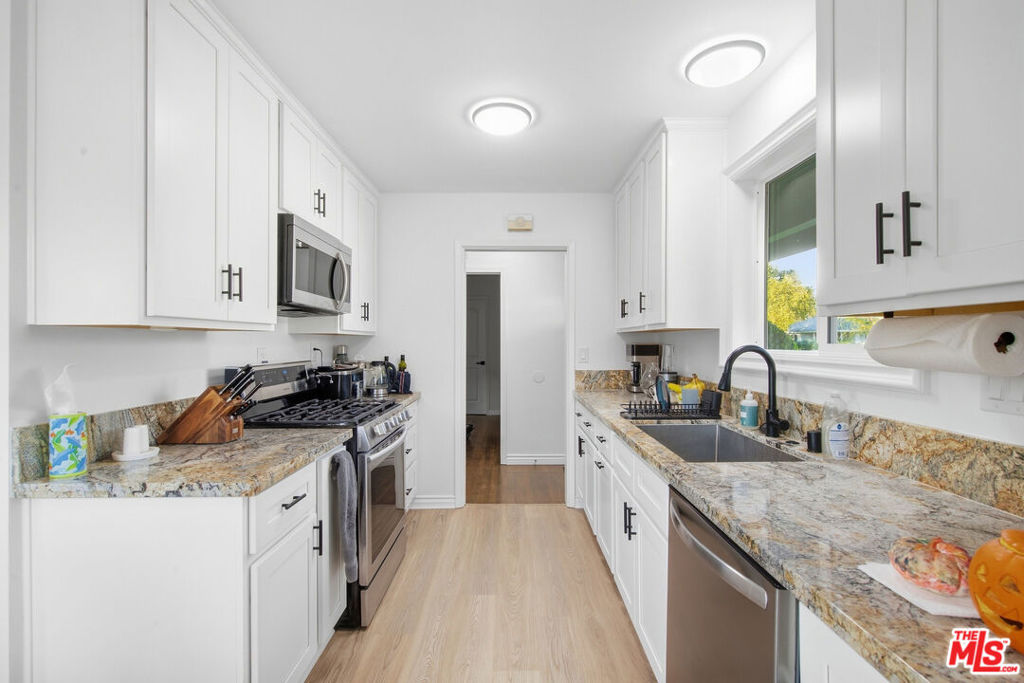 1849 Fanwood Avenue Property Photo 3