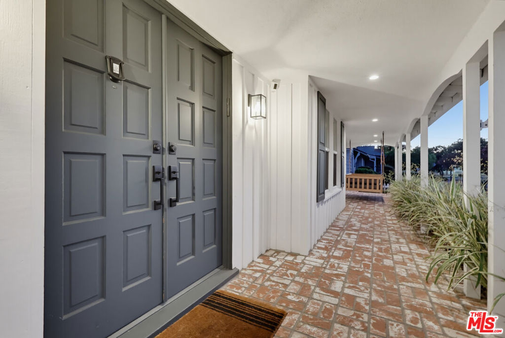 12822 Waddell Street Property Photo 4