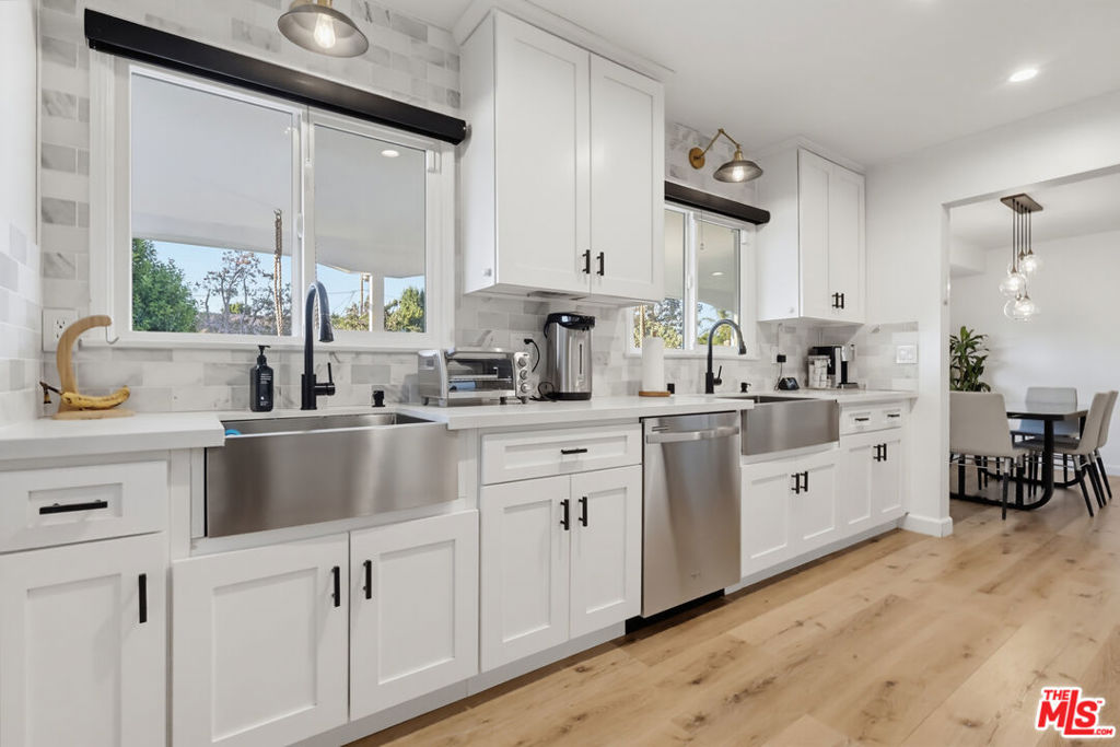 12822 Waddell Street Property Photo 16