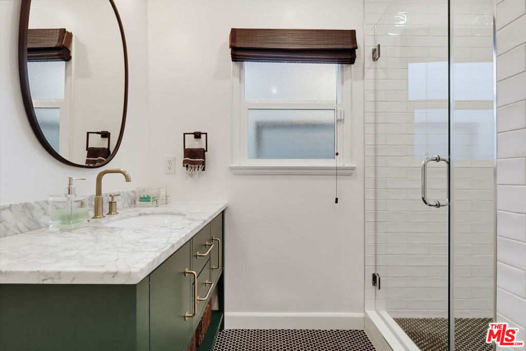 12822 Waddell Street Property Photo 18