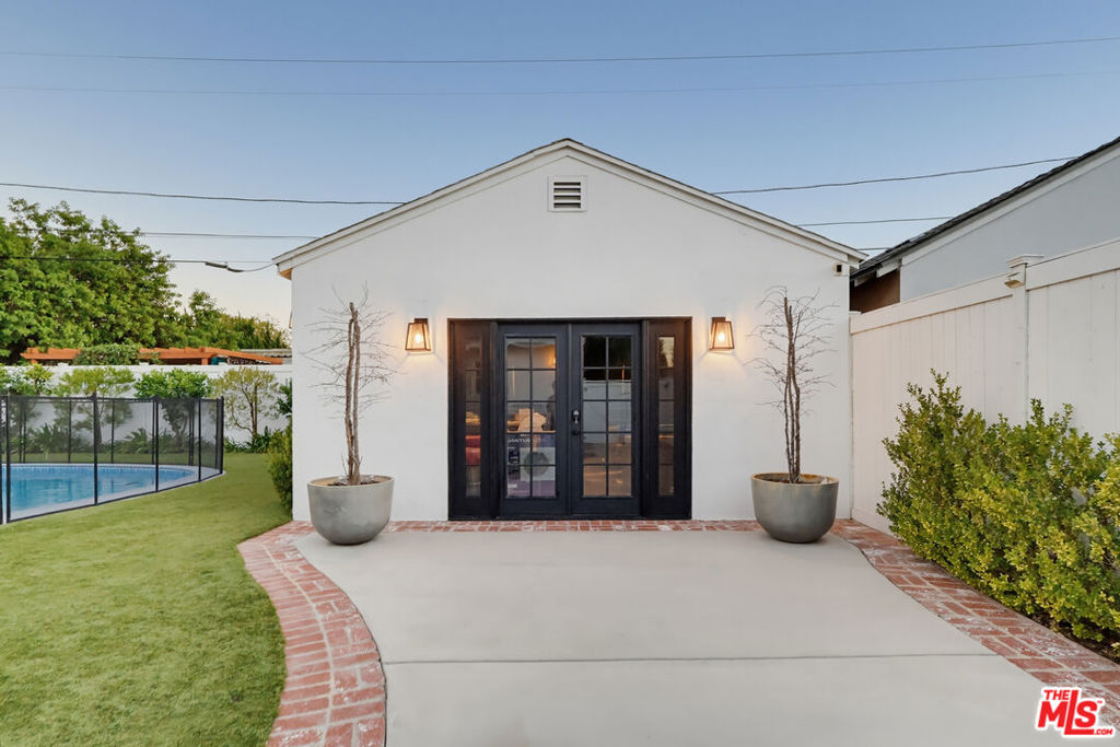 12822 Waddell Street Property Photo 35