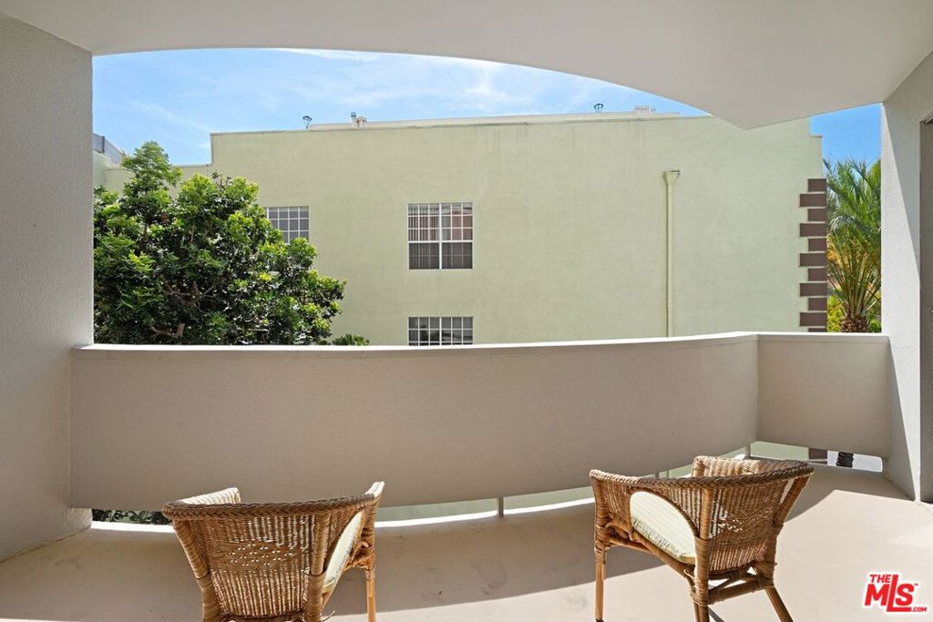 7250 Franklin Avenue 507 Property Photo 15