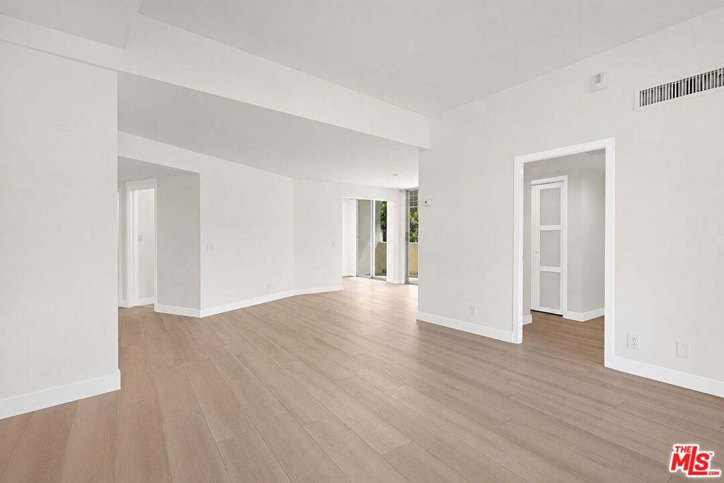 7250 Franklin Avenue 507 Property Photo 16
