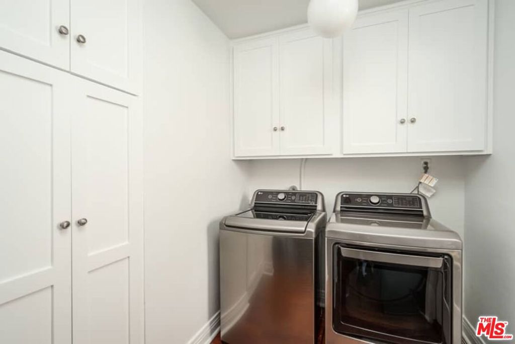 3402 Glenhurst Avenue Property Photo 13