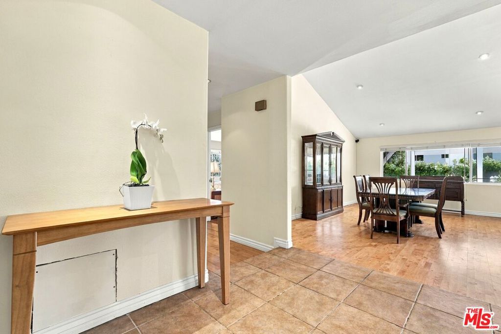 21404 Germain Street Property Photo 7