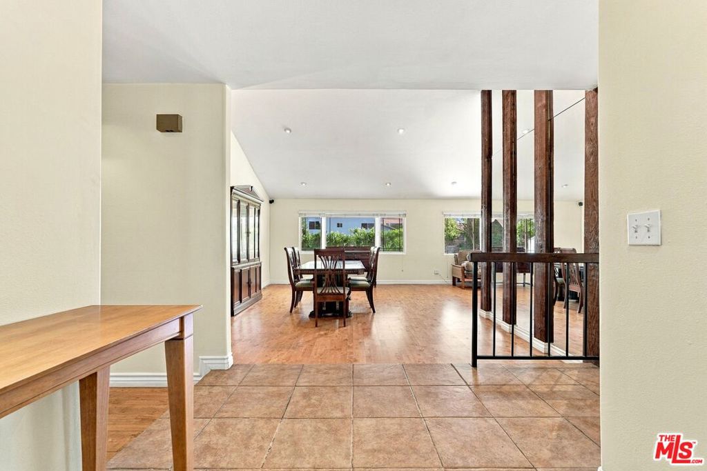 21404 Germain Street Property Photo 8