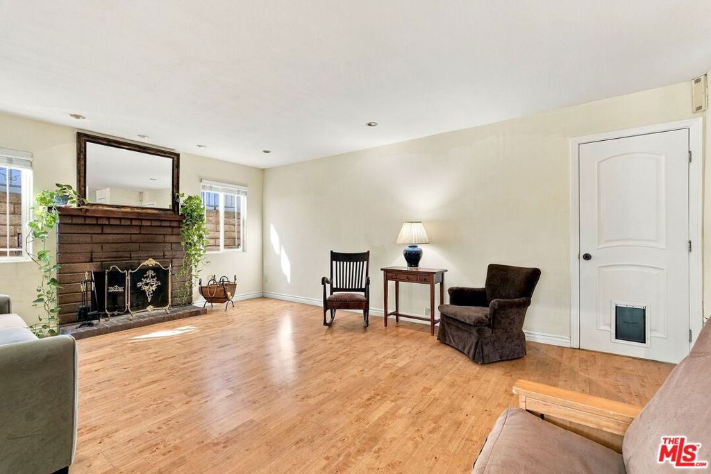21404 Germain Street Property Photo 10