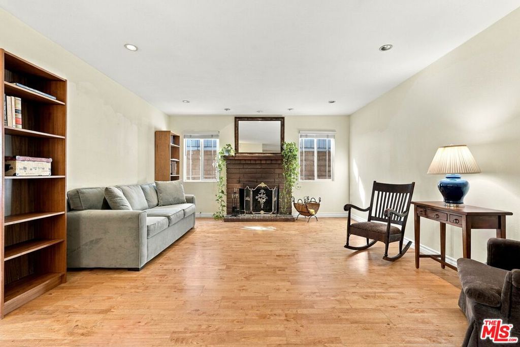 21404 Germain Street Property Photo 11