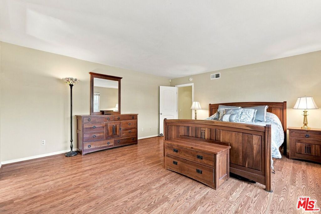 21404 Germain Street Property Photo 22