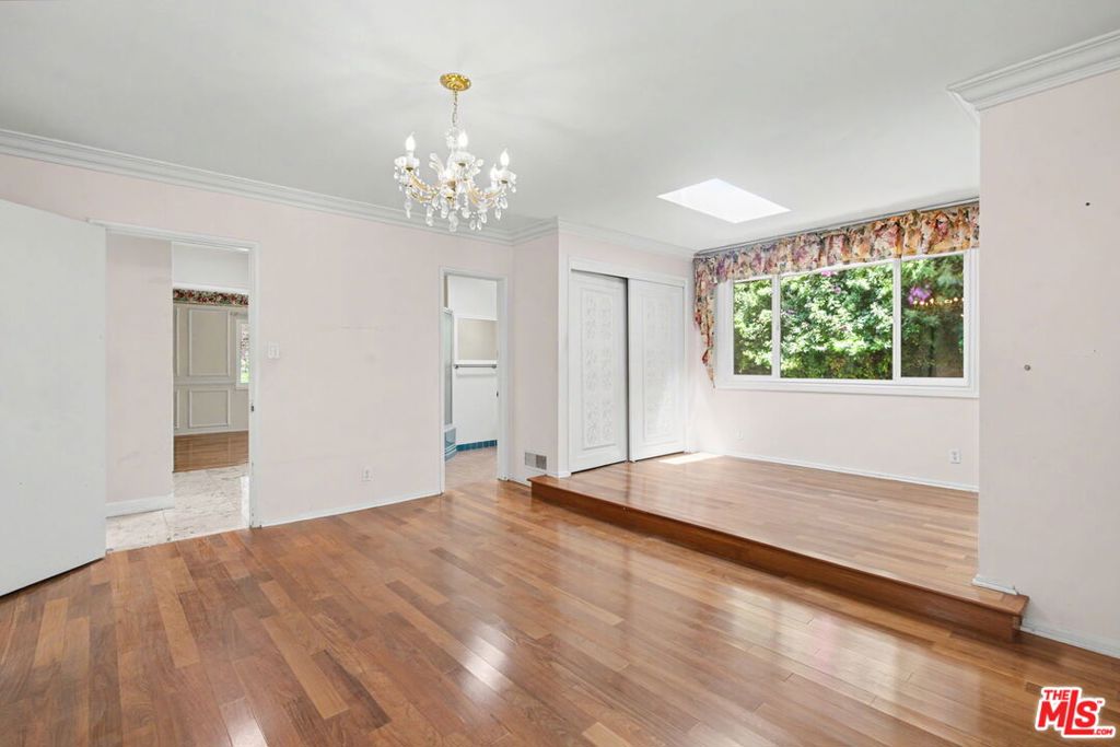108 N Thurston Avenue Property Photo 44