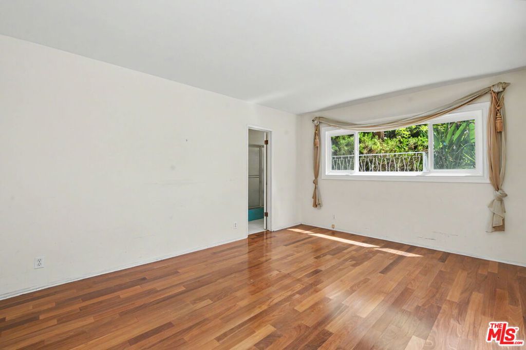 108 N Thurston Avenue Property Photo 49