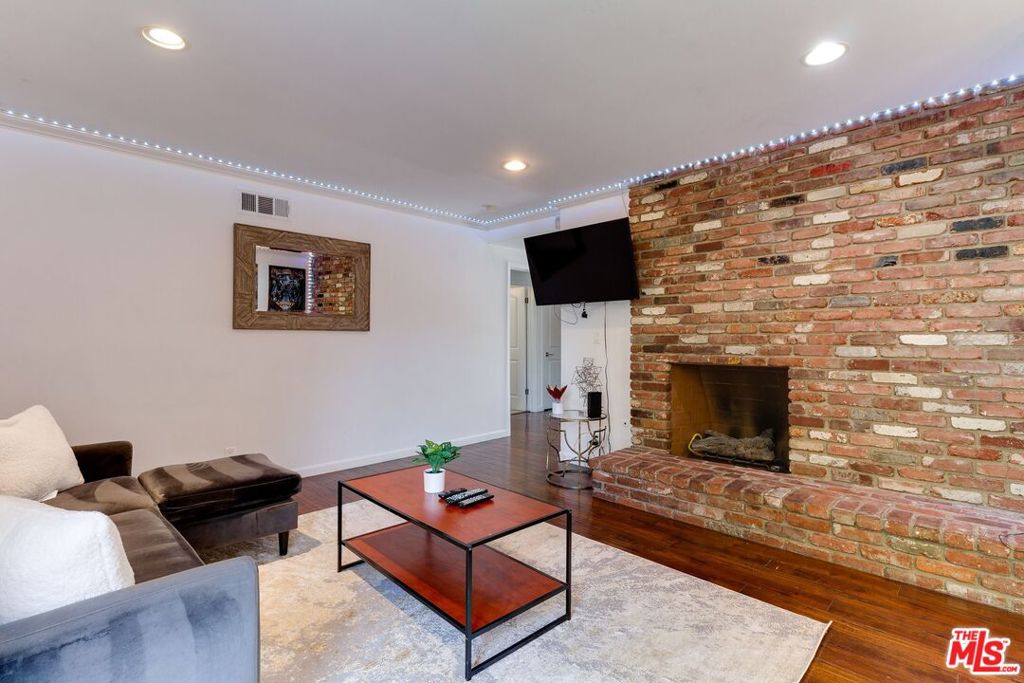7553 Garden Grove Avenue Property Photo 6