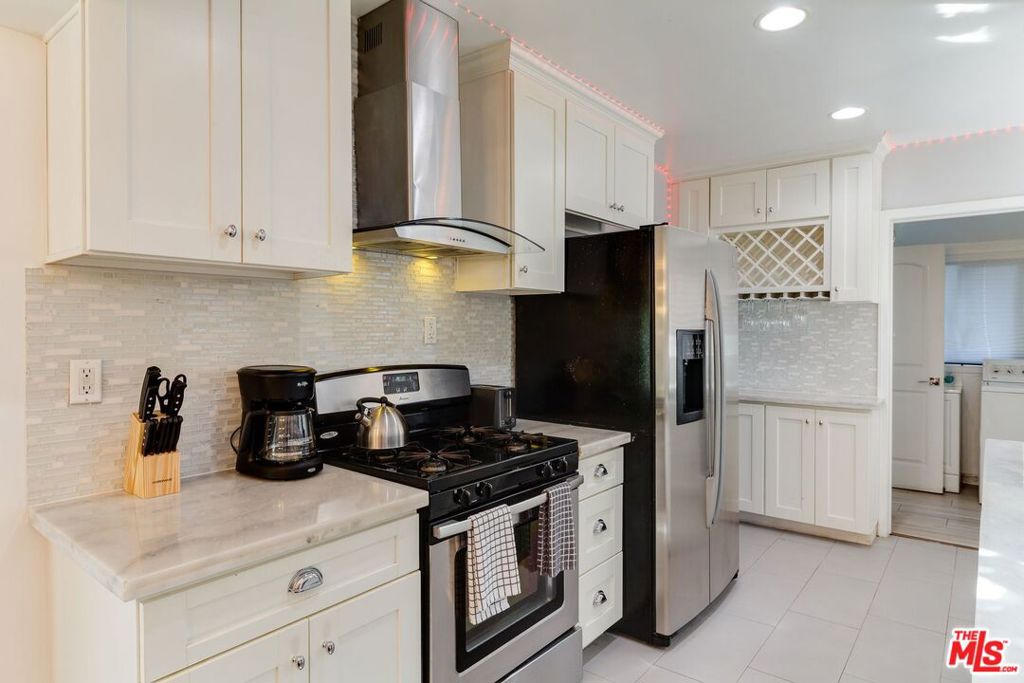 7553 Garden Grove Avenue Property Photo 12