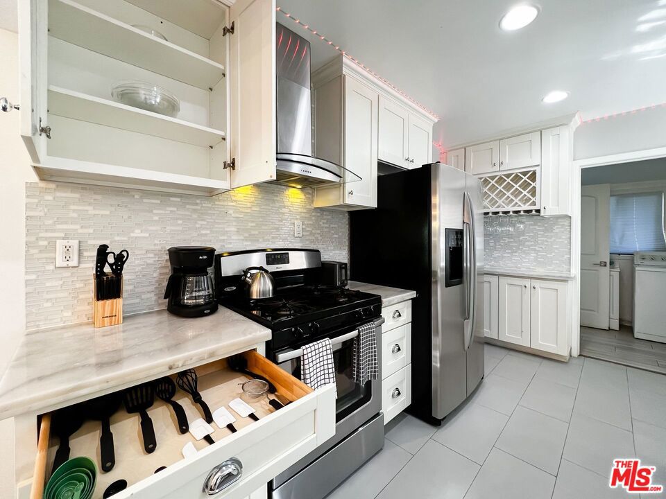 7553 Garden Grove Avenue Property Photo 13
