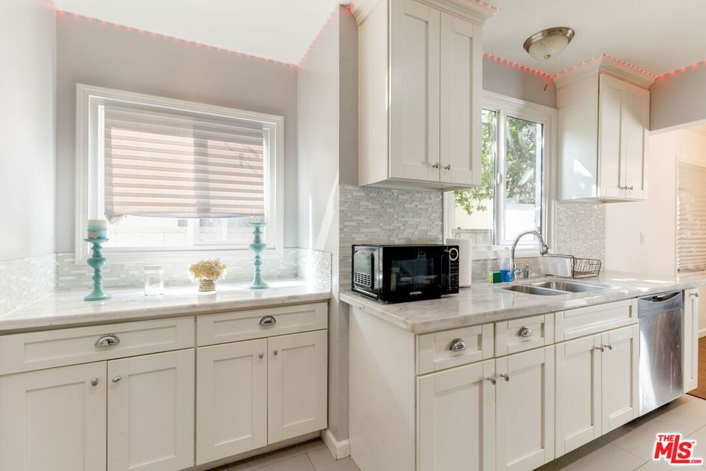 7553 Garden Grove Avenue Property Photo 15