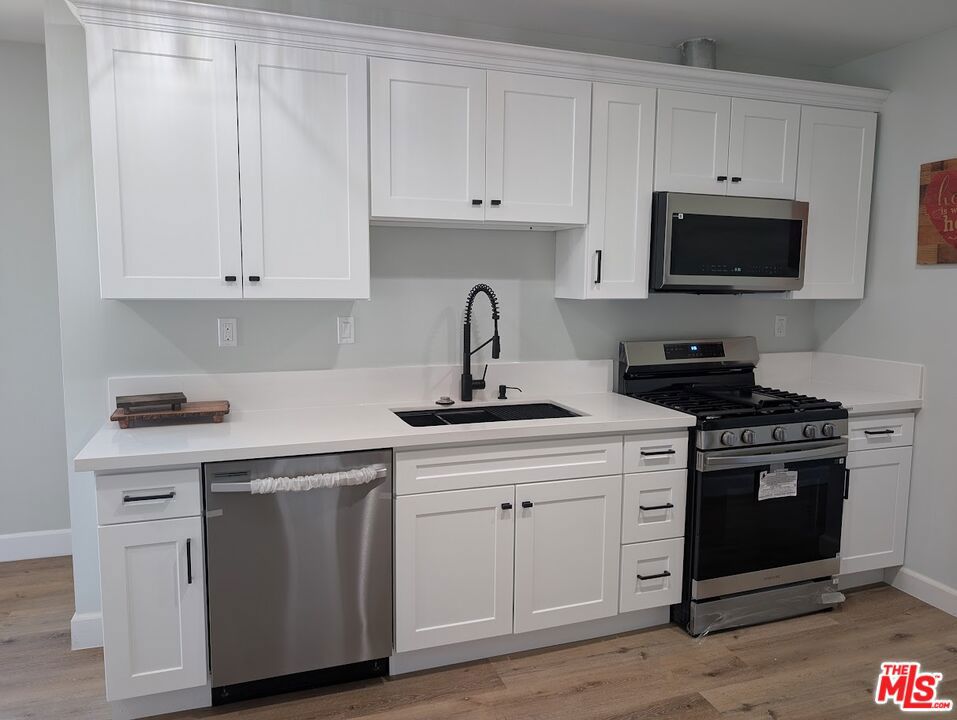 1722 W 120th Street Property Photo 4