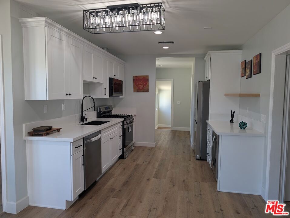 1722 W 120th Street Property Photo 5