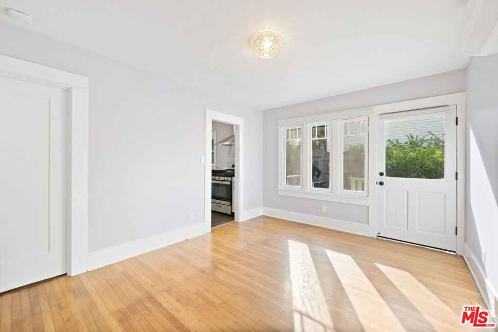 2609 1/4 3rd Street Property Photo 4