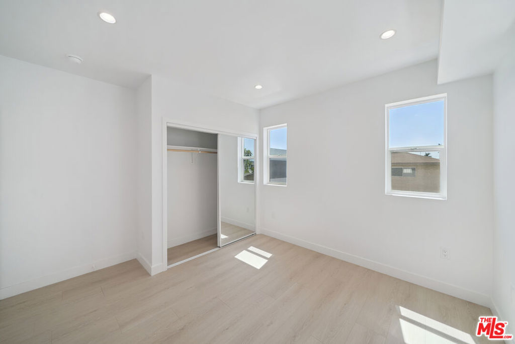 5655 Case Avenue 3 Property Photo 15