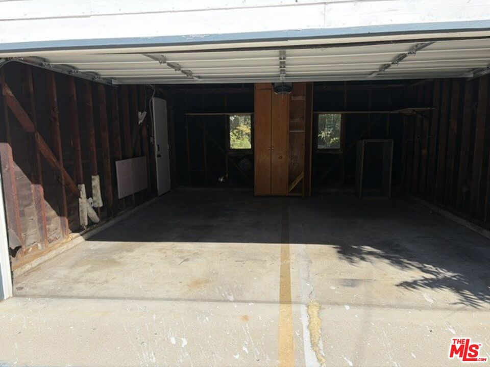 412 W Windsor Road Property Photo 28
