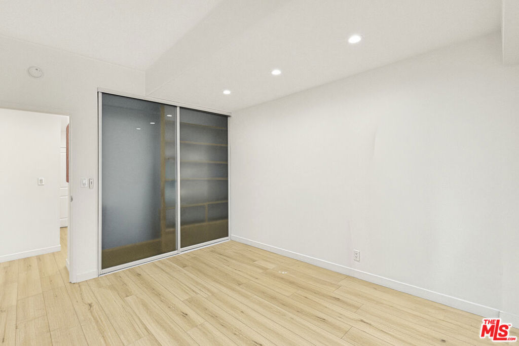 1155 N La Cienega Boulevard 205 Property Photo 14