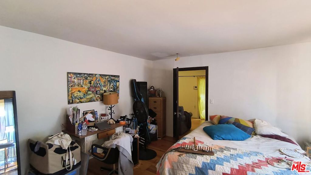 1118 Sanborn Avenue Property Photo 18