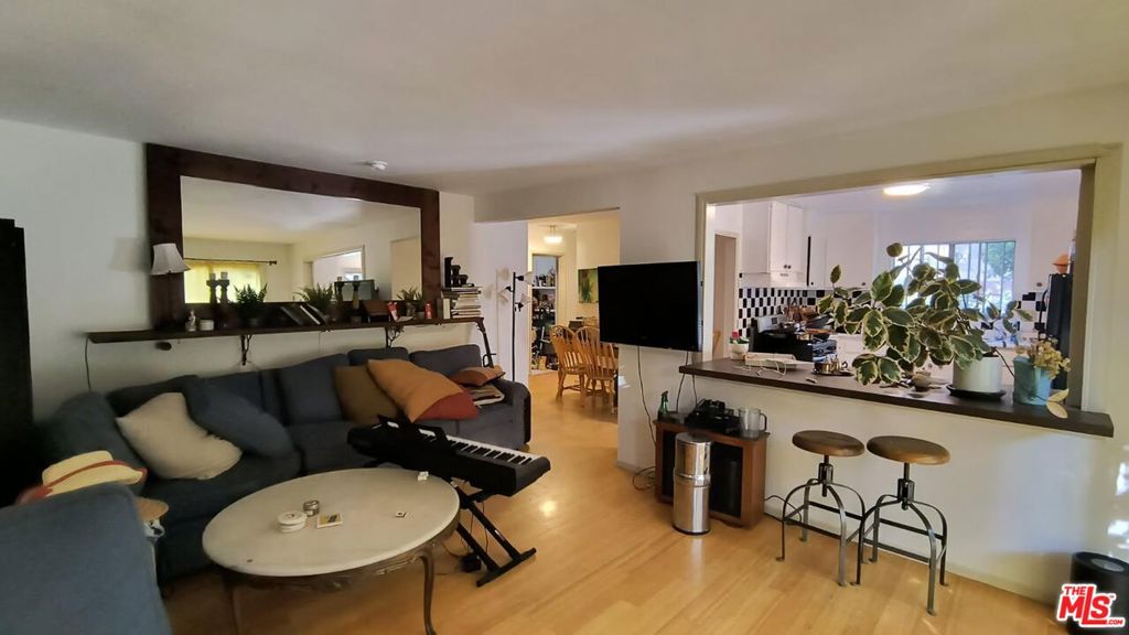 1118 Sanborn Avenue Property Photo 19