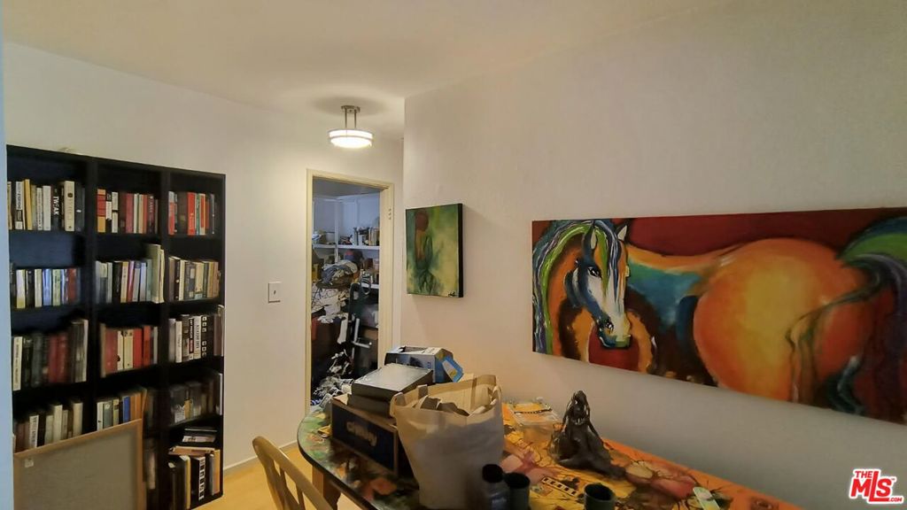 1118 Sanborn Avenue Property Photo 23