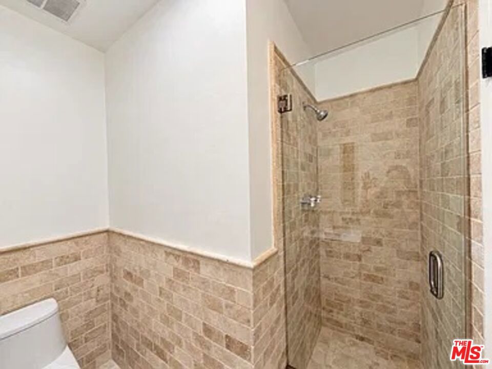 1111 11th Street 9 Property Photo 14