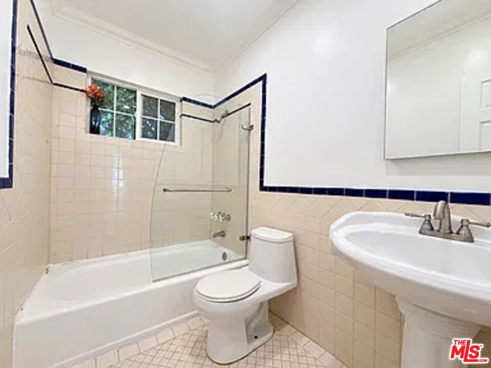 1111 11th Street 9 Property Photo 17