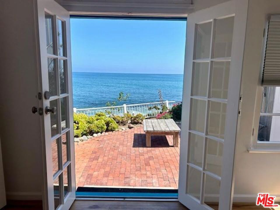 21746 Pacific Coast Highway Property Photo 13