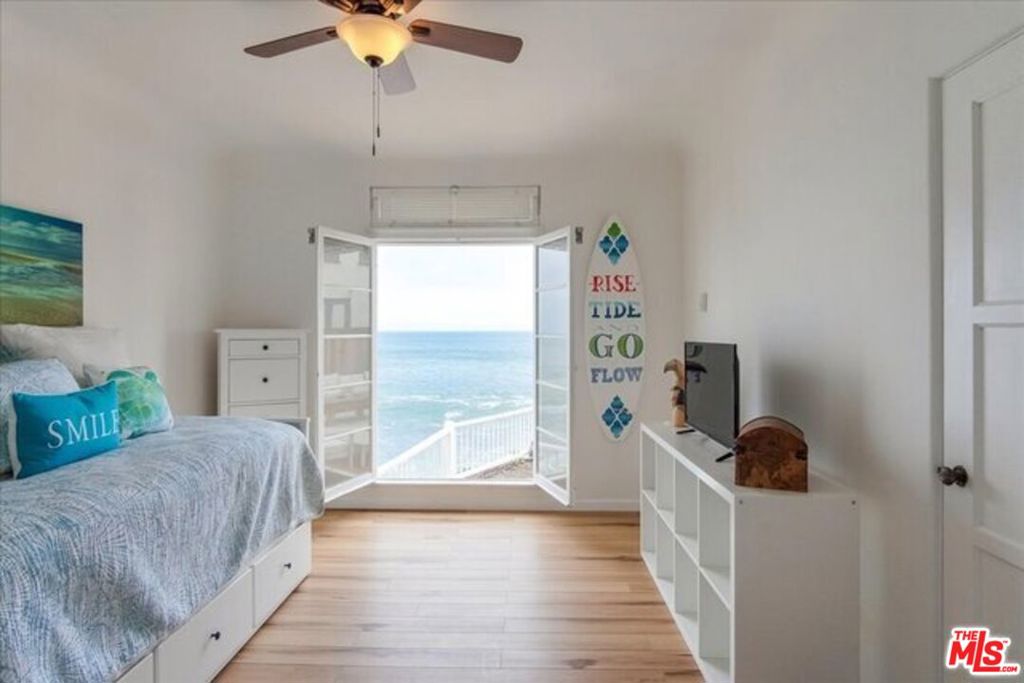 21746 Pacific Coast Highway Property Photo 15