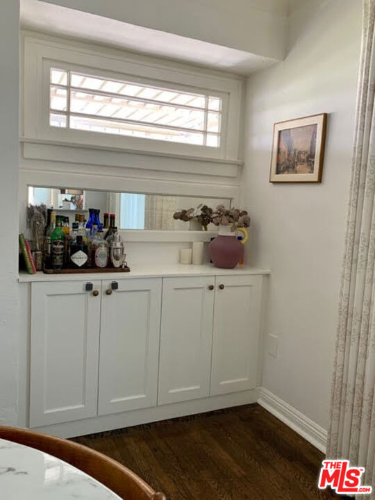 2905 Somerset Drive Property Photo 6
