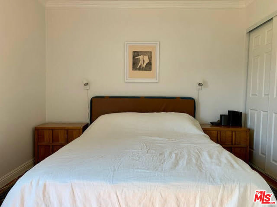 2905 Somerset Drive Property Photo 12