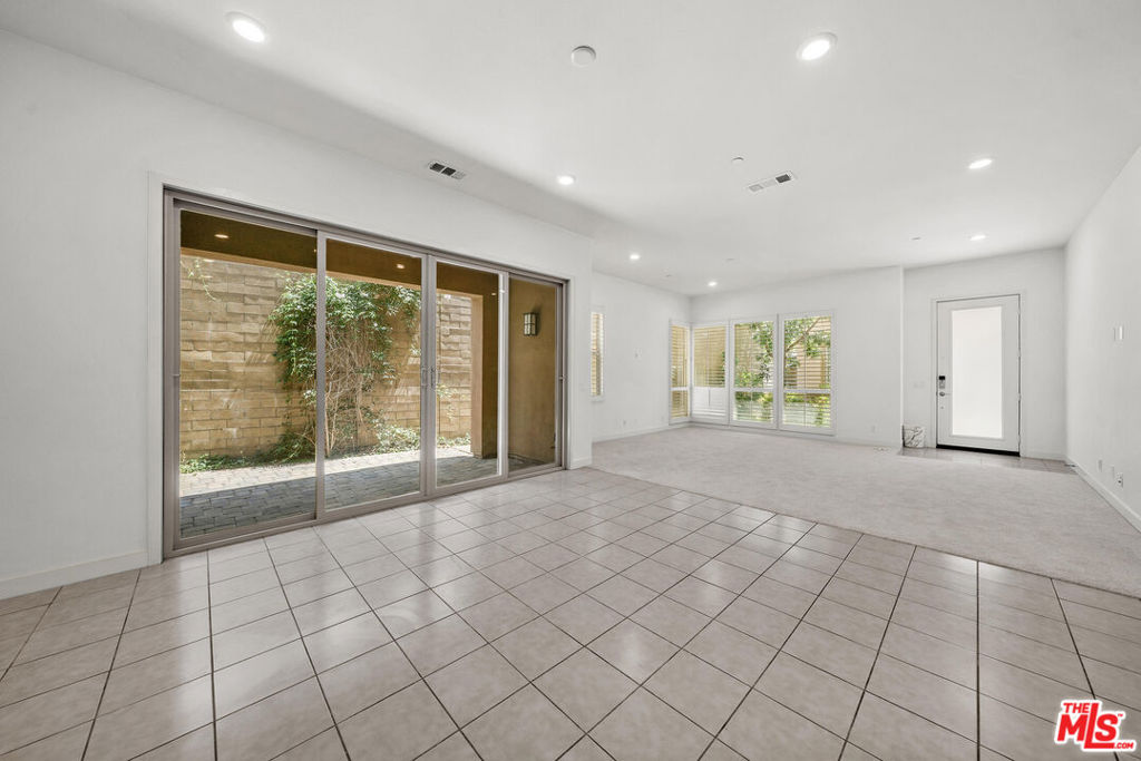 150 Newall Property Photo 6